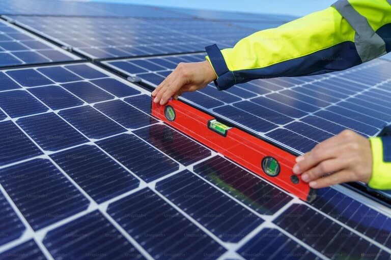 mantenimiento de paneles solares